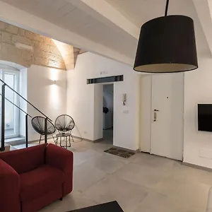 https://bb-boutique-loft-bari.barihotels.org