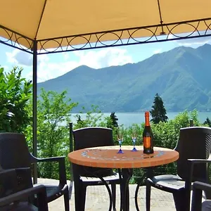 Hébergement de vacances Casa Le Palme, Pino Lago Maggiore