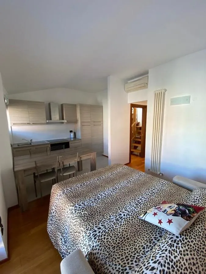 דירה סירמיונה Suite Mavino Appartamenti